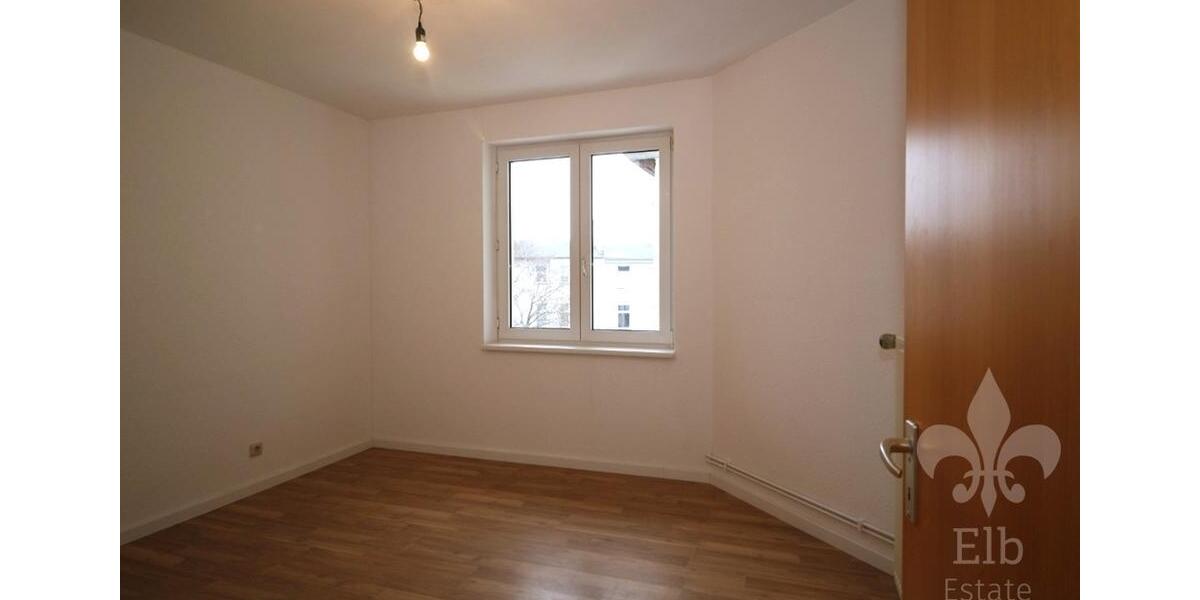 Dachgeschoßwohnung Magdeburg Nordwest - 3 Zimmer, 77 m&sup2;, 483&euro; | Angebot:25646277