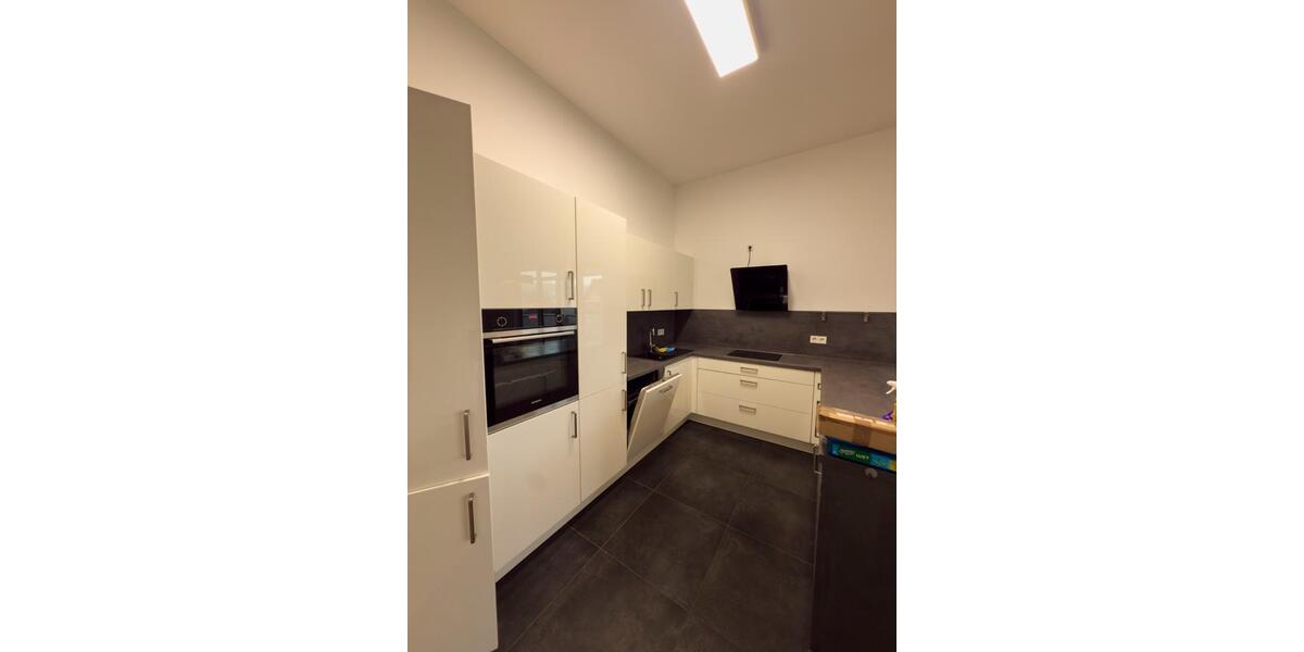 Etagenwohnung Großwallstadt - 4 Zimmer, 174 m&sup2;, 1.650&euro; | Angebot:25342133