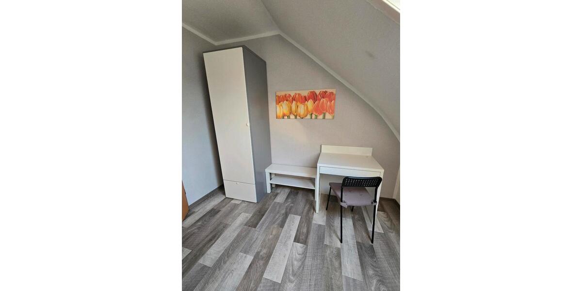 Wohnen auf Zeit Wilhelmshaven Fedderwardergroden - 4 Zimmer, 80 m&sup2;, 70&euro; | Angebot:25896163
