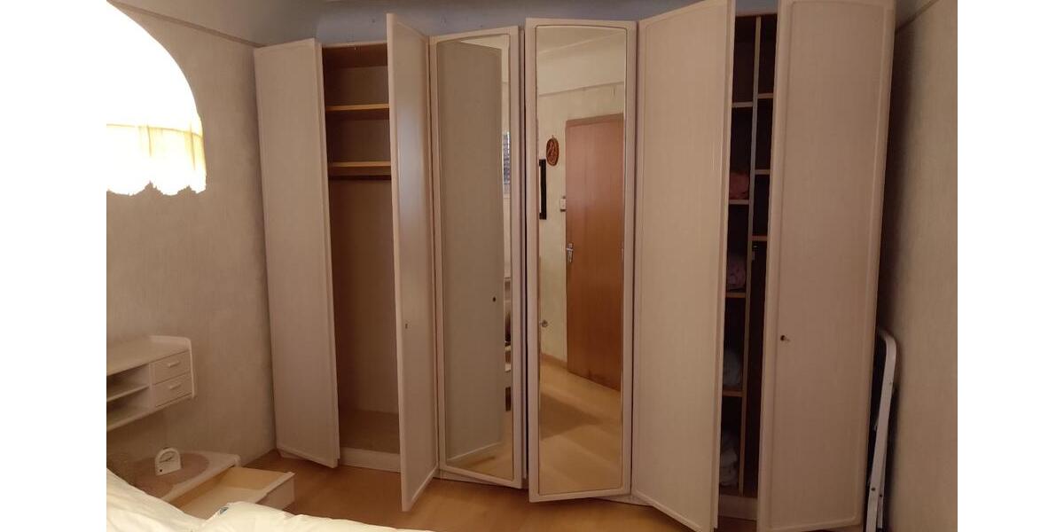 Etagenwohnung Würzburg Sanderau - 5 Zimmer, 134 m&sup2;, 440&euro; | Angebot:25752183