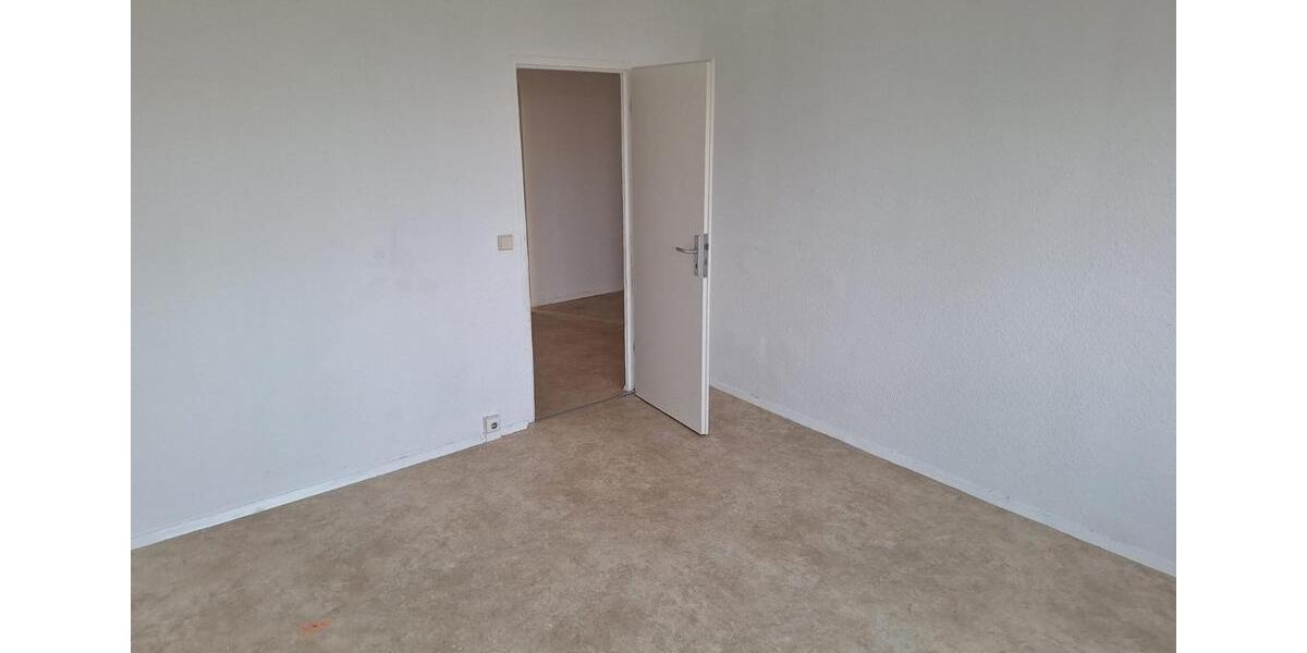 Etagenwohnung Zehdenick - 4 Zimmer, 67 m&sup2;, 400&euro; | Angebot:25646522