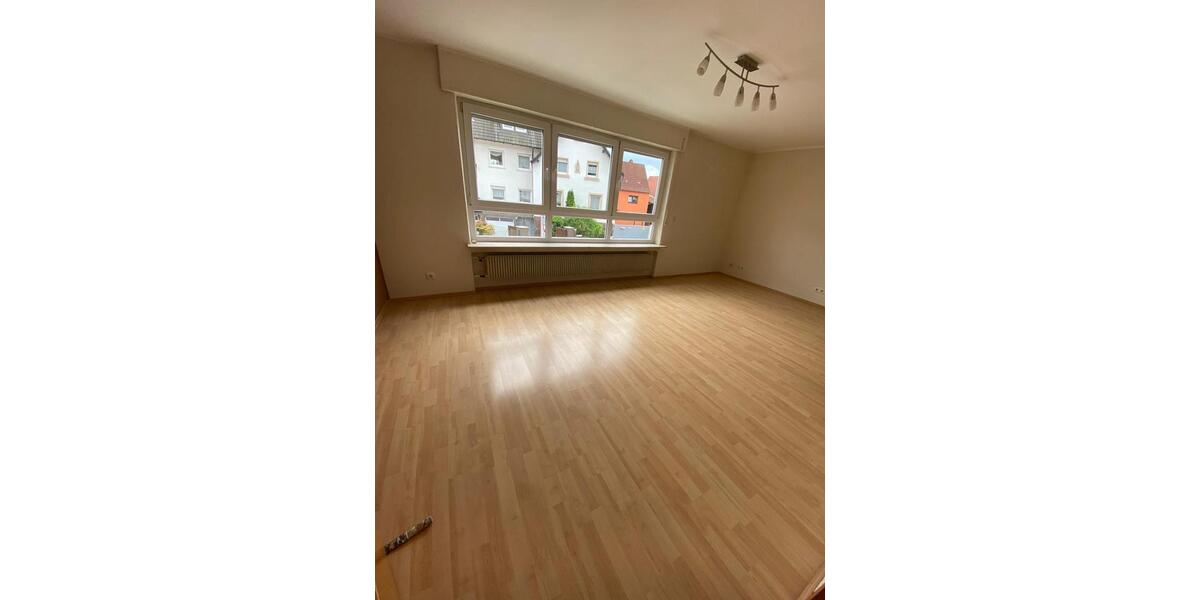 Etagenwohnung Goldbach - 3.5 Zimmer, 90 m&sup2;, 800&euro; | Angebot:25948034