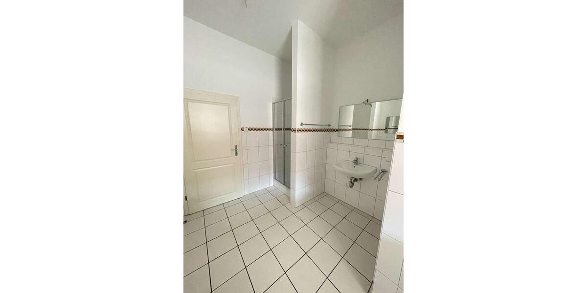 Etagenwohnung Waldshut-Tiengen Tiengen - 4 Zimmer, 158 m&sup2;, 1.500&euro; | Angebot:26479729