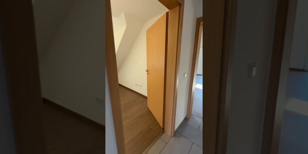 Dachgeschoßwohnung Westoverledingen - 4 Zimmer, 57 m&sup2;, 700&euro; | Angebot:23524768
