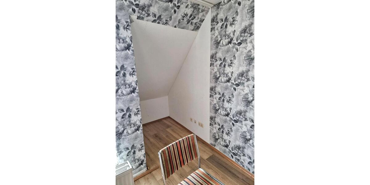 Maisonettenwohnung Mönchengladbach Süd - 3 Zimmer, 80 m&sup2;, 1.300&euro; | Angebot:26127002