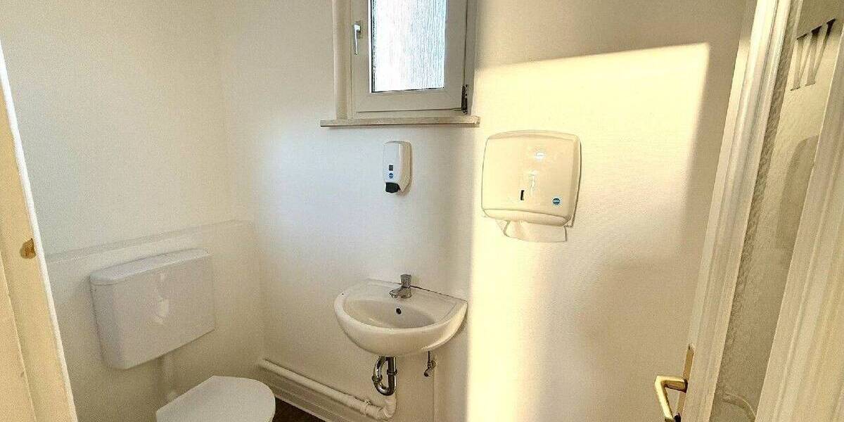 Gewerbeobjekt Hamm Hamm-Mitte - 8 Zimmer, 130 m&sup2;, 1.150&euro; | Angebot:23881685