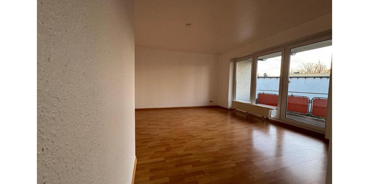 Etagenwohnung Schönefeld - 3 Zimmer, 84 m&sup2;, 1.087&euro; | Angebot:24827634