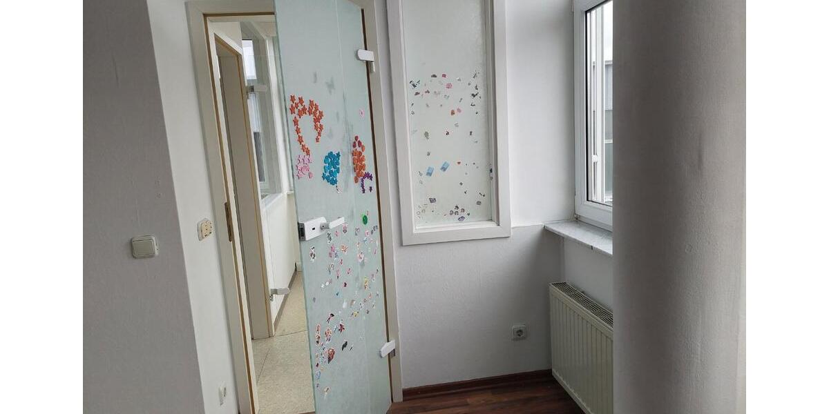 Hochparterre Königsbrunn - 3 Zimmer, 80 m&sup2;, 1.100&euro; | Angebot:24940873