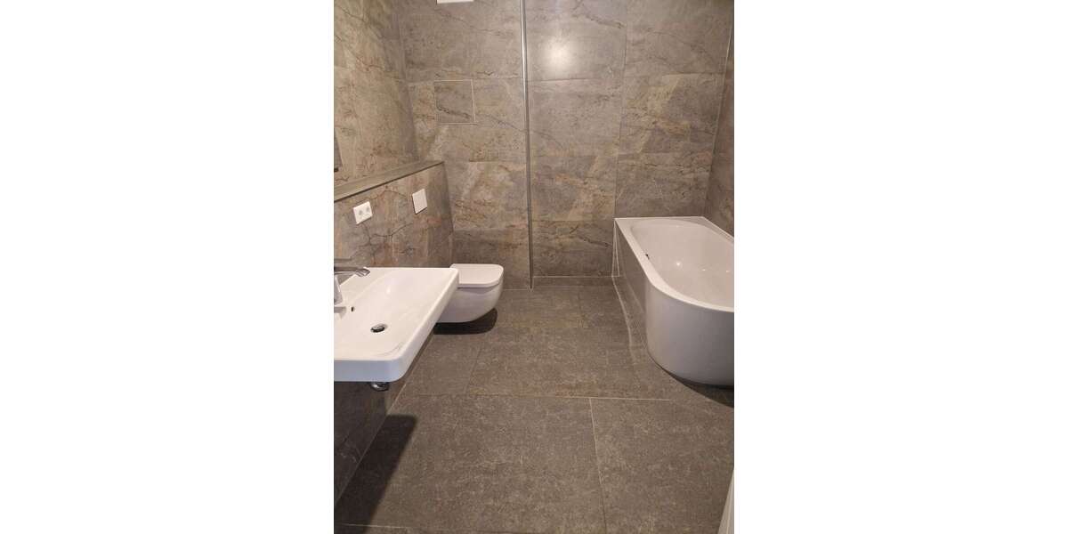 Etagenwohnung Leipzig Mitte - 4 Zimmer, 135 m&sup2;, 2.040&euro; | Angebot:26737674