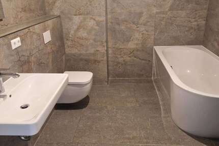 Wohnung Leipzig Mitte - 4 Zimmer, 135 m&sup2;, 2.040&euro; | Angebot:26737674