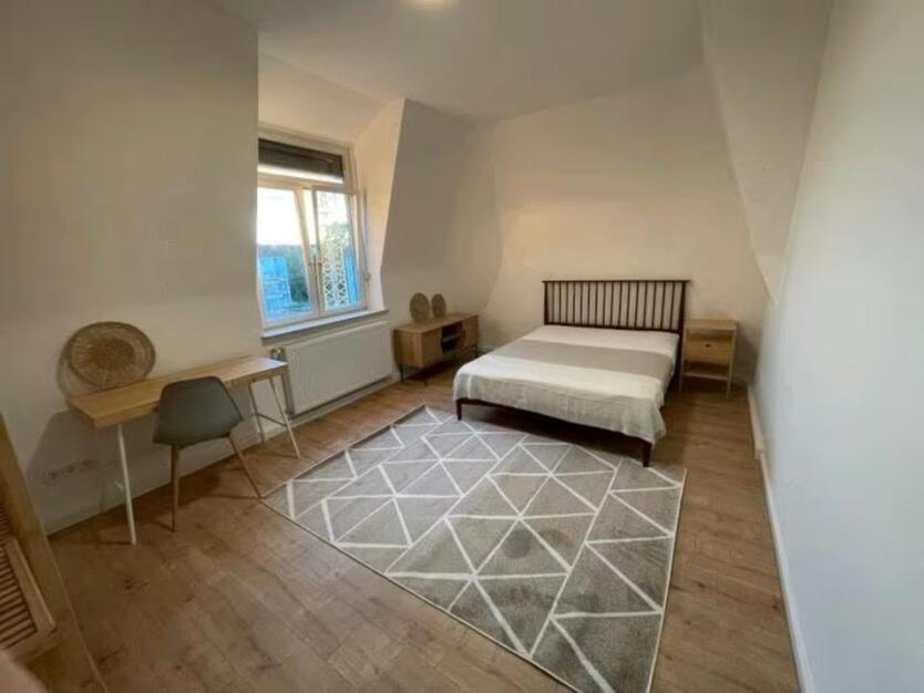 Schönes möbliertes Zimmer (Ideal für Deloitte!) zimmer