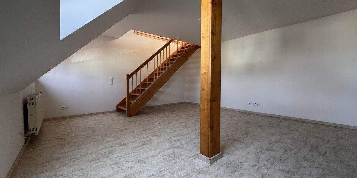 Etagenwohnung Crailsheim Roßfeld - 4 Zimmer, 105 m&sup2;, 1.000&euro; | Angebot:25896021