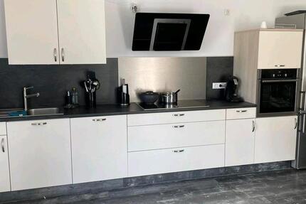 Wohnung Rinteln - 2.5 Zimmer, 90 m&sup2;, 1.250&euro; | Angebot:24773676