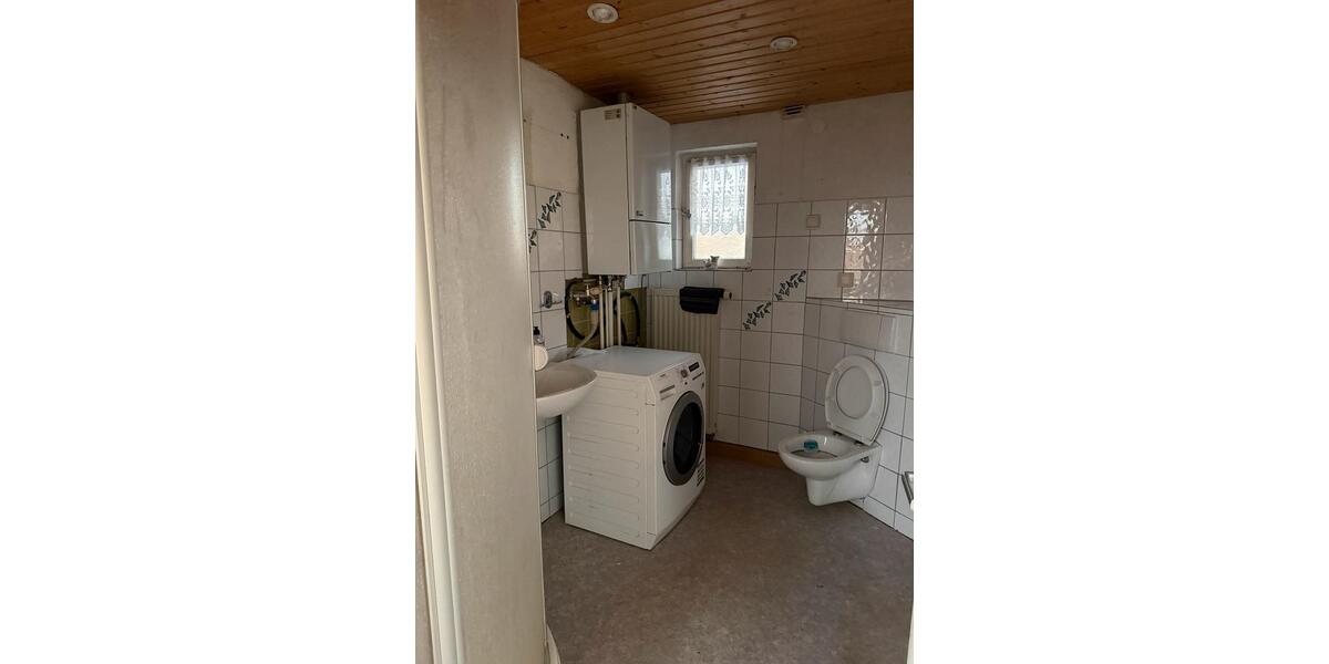 Erdgeschoßwohnung Bad Kissingen - 4 Zimmer, 77 m&sup2;, 650&euro; | Angebot:26525688