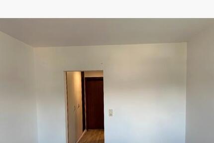 Einzimmerwohnung für 4 Monate in Horn zimmer