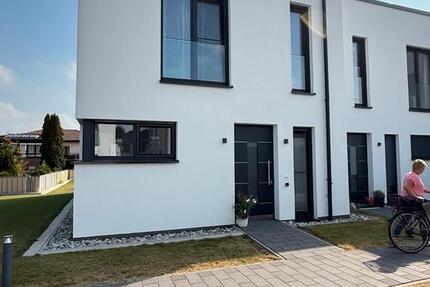 Haus Wittenberge - 4 Zimmer, 115 m&sup2;, 1.445&euro; | Angebot:23120473