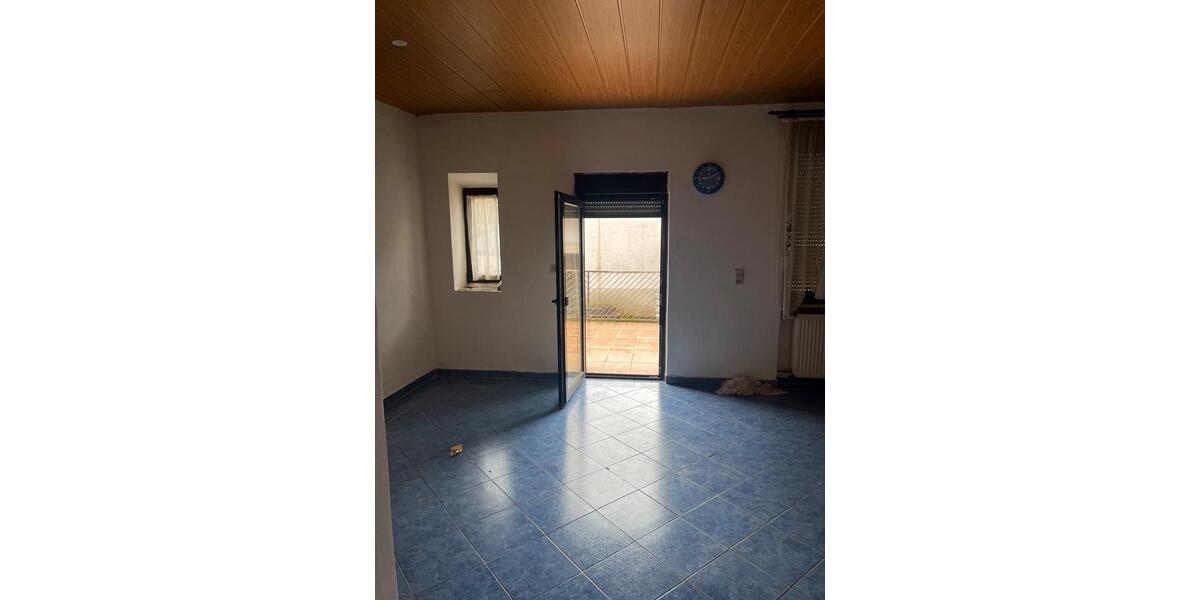 Erdgeschoßwohnung Neunkirchen - 2 Zimmer, 60 m&sup2;, 600&euro; | Angebot:24978650