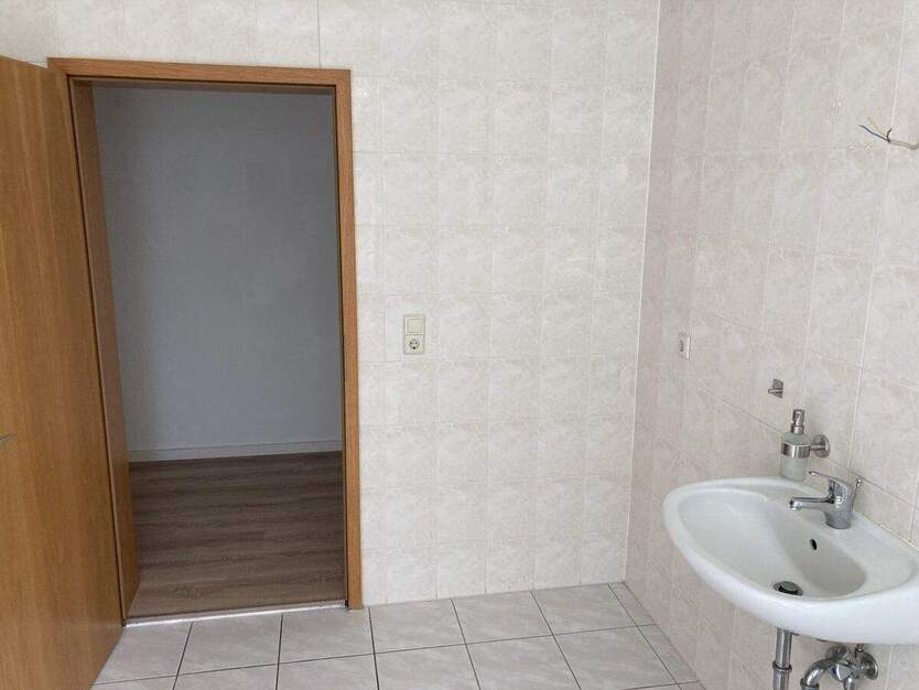 Geräumige Dreizimmerwohnung in zentrumsnaher, aber ruhiger Lage Nähe Campus 3 zimmer