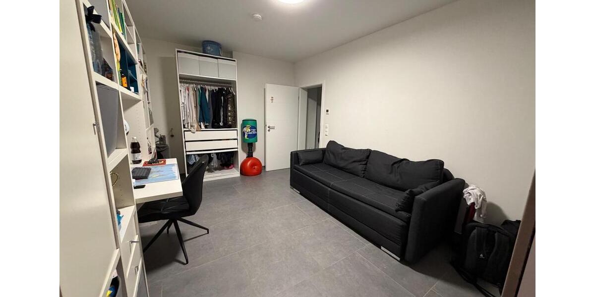 Etagenwohnung Kassel - 3 Zimmer, 88 m&sup2;, 1.300&euro; | Angebot:26521807