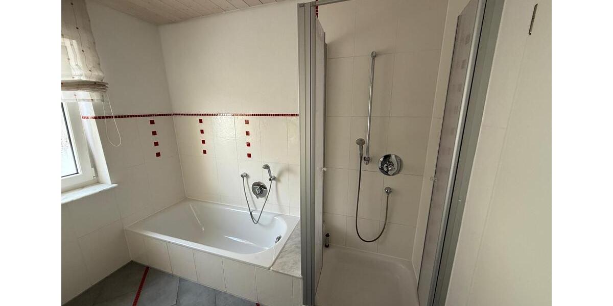 Dachgeschoßwohnung Crailsheim - 2 Zimmer, 96 m&sup2;, 950&euro; | Angebot:23739443