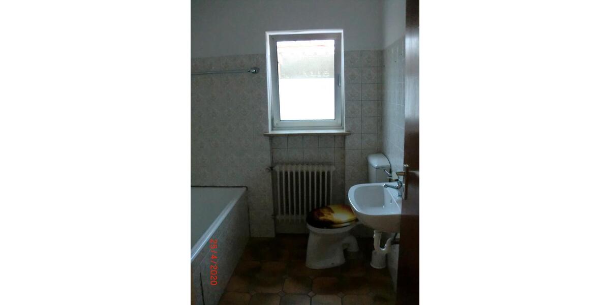 Erdgeschoßwohnung Weißenburg in Bayern - 1 Zimmer, 35 m&sup2;, 355&euro; | Angebot:26425707