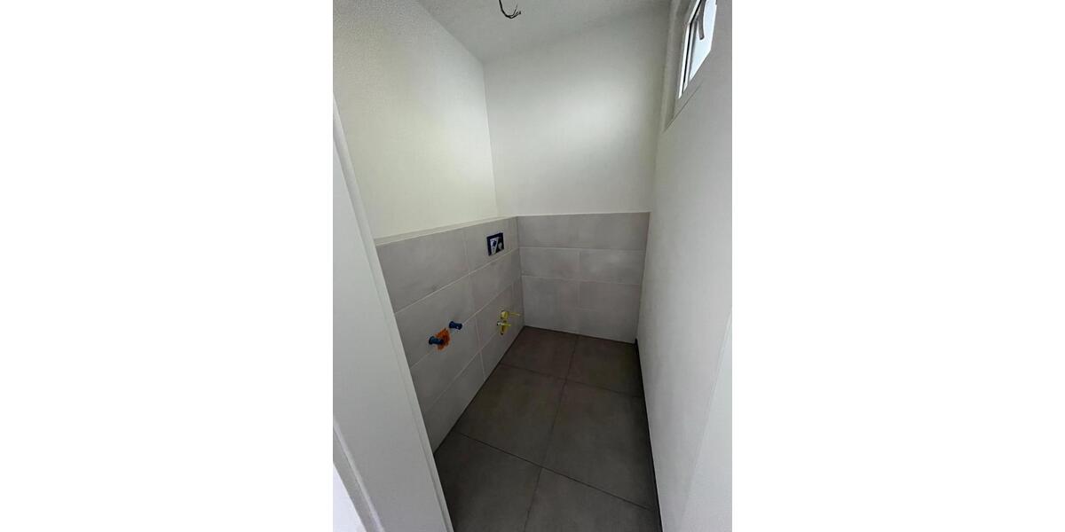 Etagenwohnung Knittlingen - 4 Zimmer, 100 m&sup2;, 1.400&euro; | Angebot:26048812