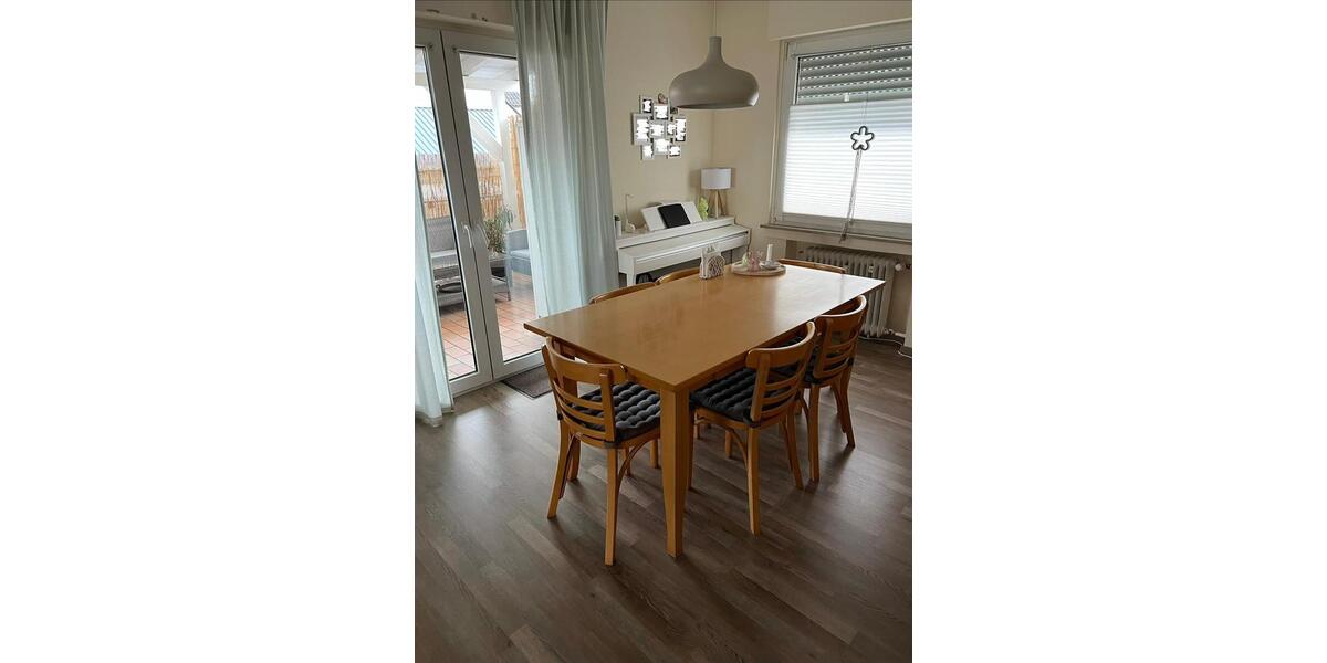 Etagenwohnung Herborn - 3 Zimmer, 84 m&sup2;, 800&euro; | Angebot:26286542