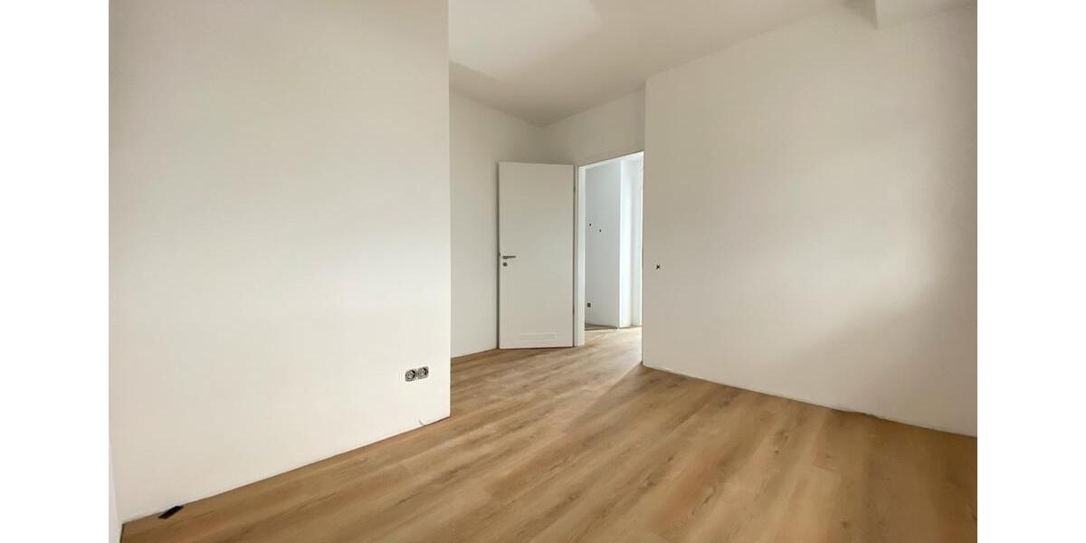 Dachgeschoßwohnung Bad Vilbel - 2 Zimmer, 82 m&sup2;, 1.800&euro; | Angebot:23088657