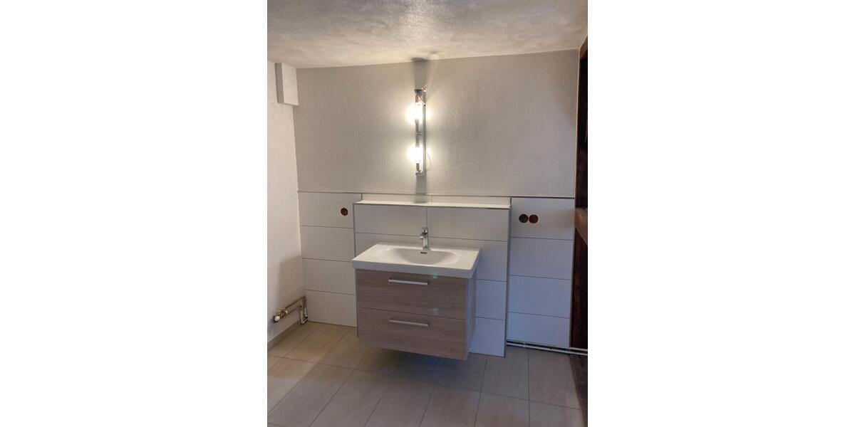 Etagenwohnung Bad Hersfeld - 2 Zimmer, 80 m&sup2;, 477&euro; | Angebot:26698352