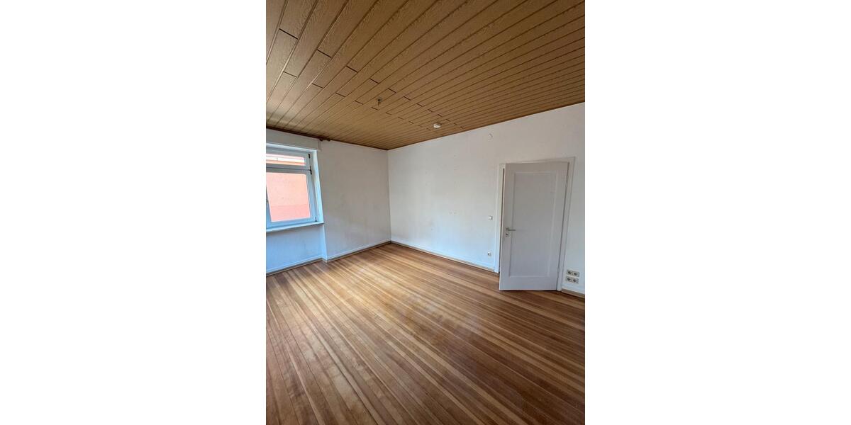 Wohnen auf Zeit Karlsruhe Beiertheim-Bulach - 3 Zimmer, 20 m&sup2;, 525&euro; | Angebot:25894020