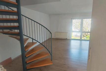 Wohnung Saarbrücken West - 3 Zimmer, 70 m&sup2;, 800&euro; | Angebot:26522882