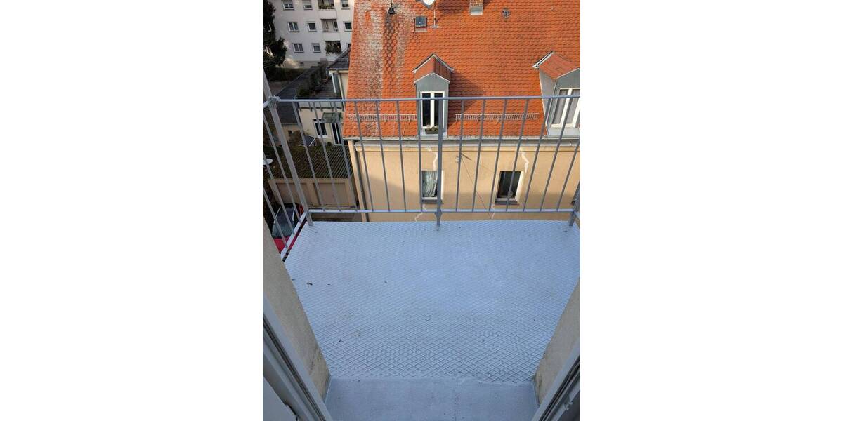 Eleganter Altbau-traum in zentraler Lage 4 zimmer