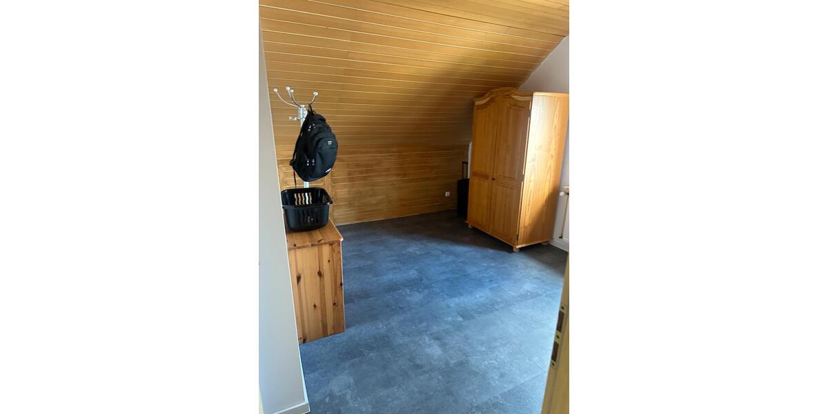 Dachgeschoßwohnung Eicklingen - 3 Zimmer, 45 m&sup2;, 800&euro; | Angebot:26375708