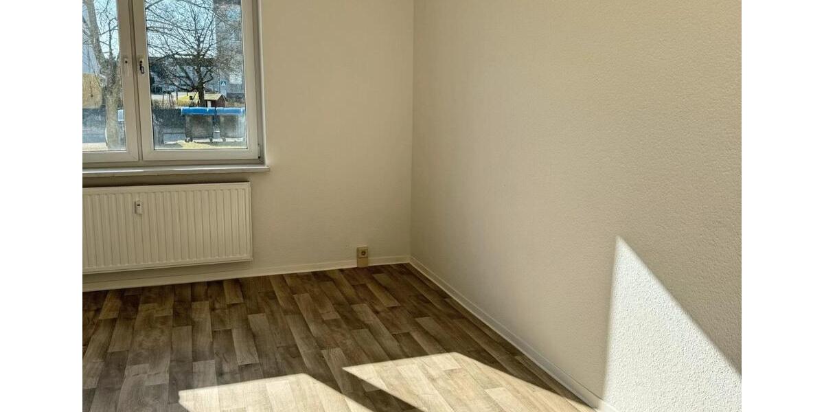 Erdgeschoßwohnung Jacobsdorf - 3 Zimmer, 64 m&sup2;, 370&euro; | Angebot:27633208