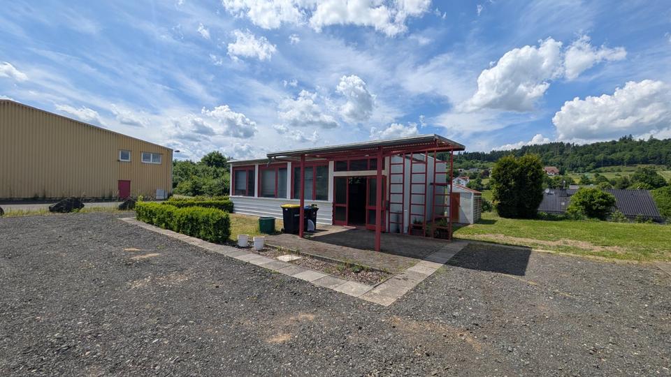 Etagenwohnung Eschenburg - 3 Zimmer, 90 m&sup2;, 600&euro; | Angebot:25086642