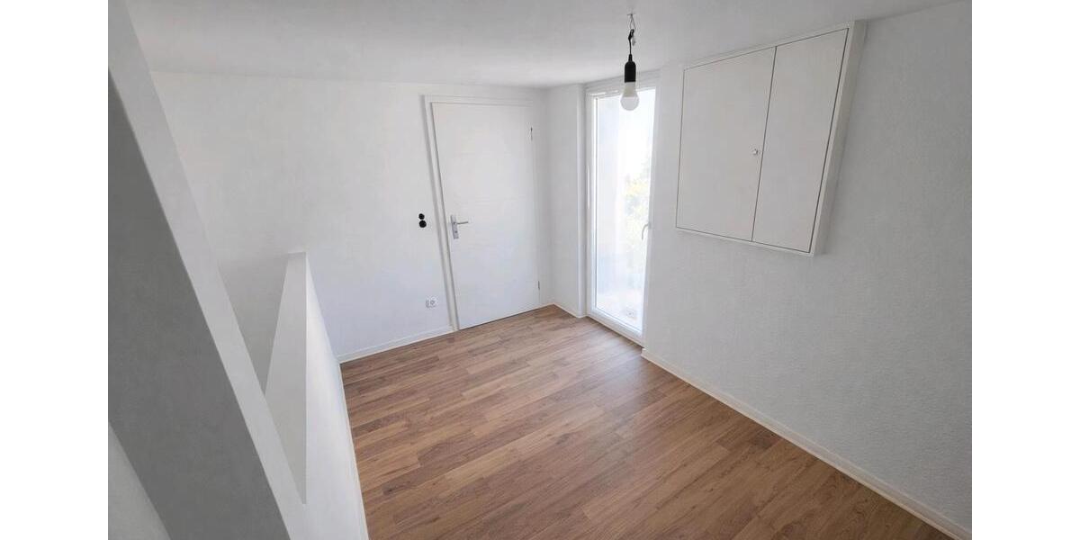 Einfamilienhaus Allendorf (Lumda) - 5.5 Zimmer, 150 m&sup2;, 1.300&euro; | Angebot:25872765