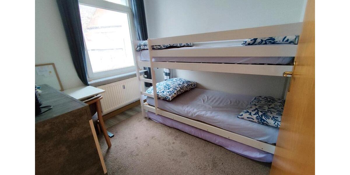 Dachgeschoßwohnung Köthen (Anhalt) - 4 Zimmer, 82 m&sup2;, 430&euro; | Angebot:25871985