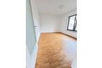 3-Zimmer-Wohnung mit Terrasse, Loggia und hochw. Ausstattung