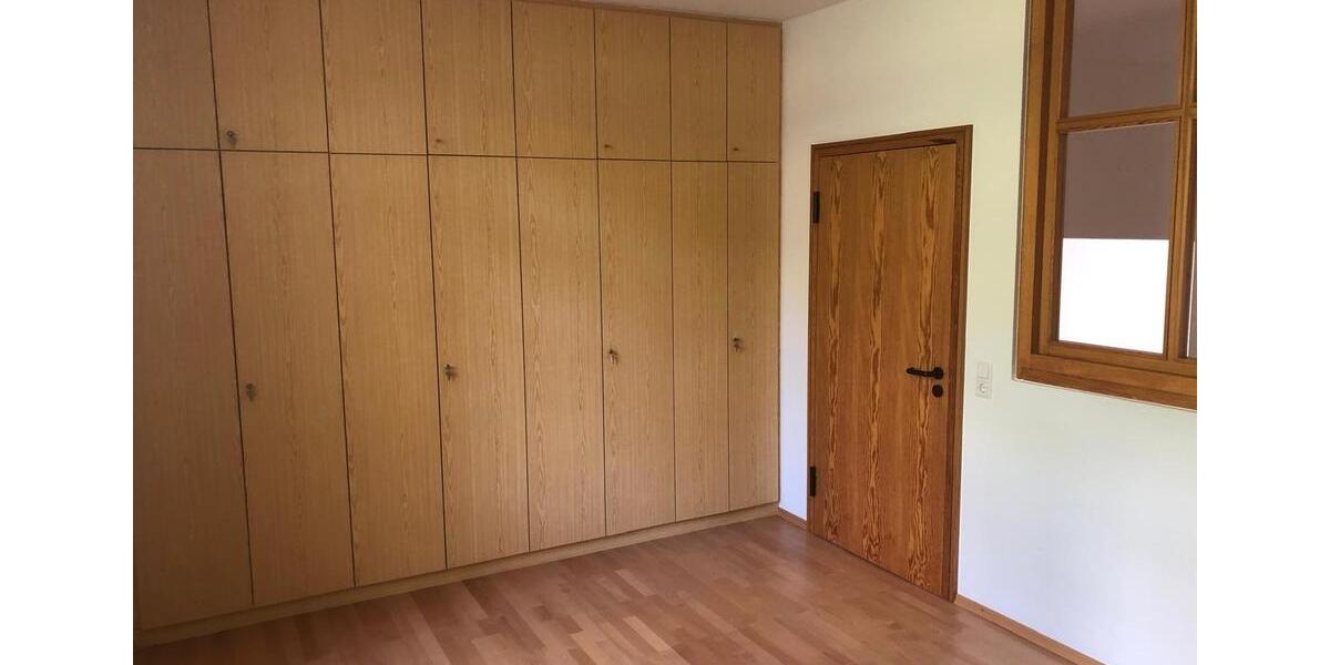 Erdgeschoßwohnung Bühlertal - 3 Zimmer, 82 m&sup2;, 1.220&euro; | Angebot:24841115