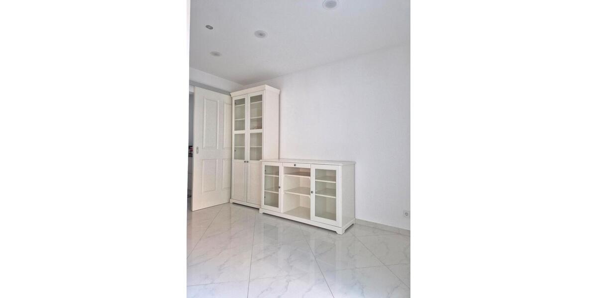Erdgeschoßwohnung Bischofsheim - 4.5 Zimmer, 143 m&sup2;, 1.790&euro; | Angebot:26606595