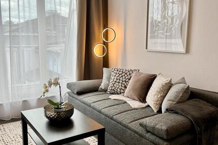 Stilvoll möblierte 1-Zimmer-Dachterrassenwohnung Nahe S-Bahn 1 zimmer