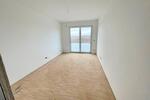 Helle Wohnung BJ 202223 mit Westbalkon, TG-Stellplatz und Stellplatz im Freien!