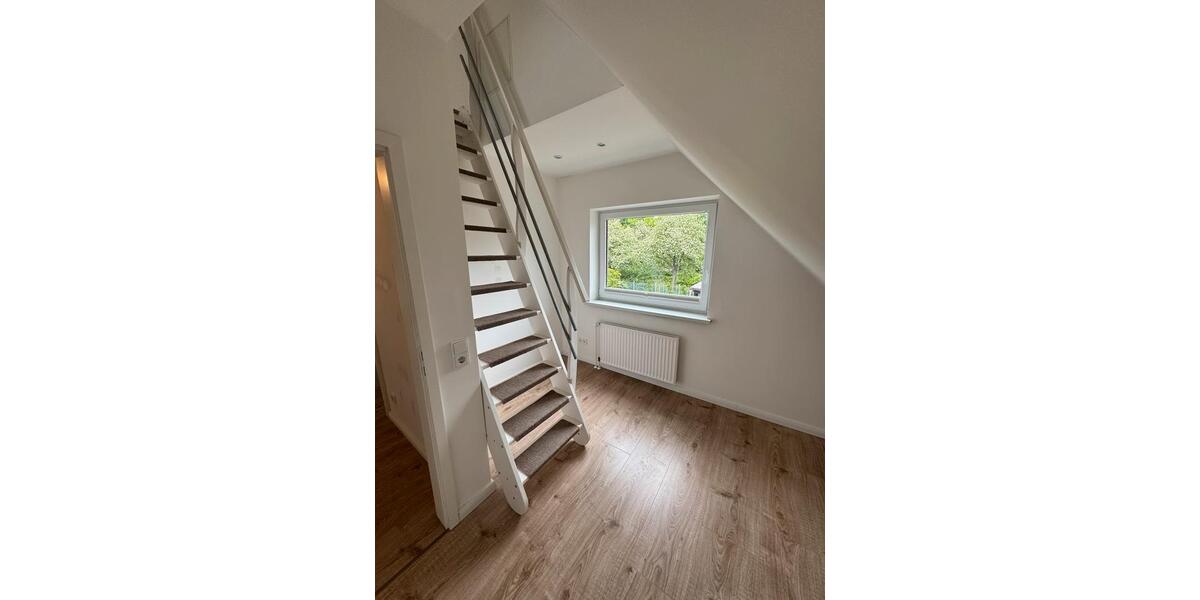 Etagenwohnung Henstedt-Ulzburg Ulzburg - 3.5 Zimmer, 80 m&sup2;, 1.210&euro; | Angebot:26704869