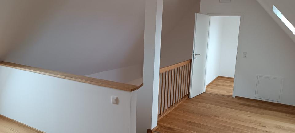 Etagenwohnung Oettingen in Bayern - 2.5 Zimmer, 89 m&sup2;, 1.050&euro; | Angebot:24877172