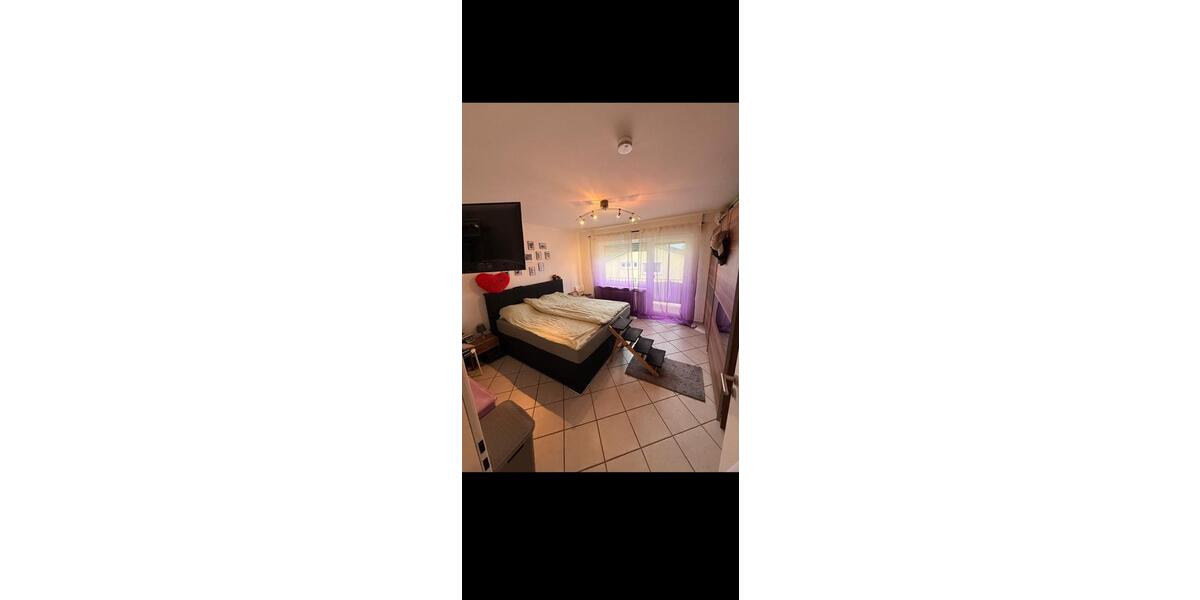 Etagenwohnung Wachtberg - 3 Zimmer, 96 m&sup2;, 1.000&euro; | Angebot:26664045