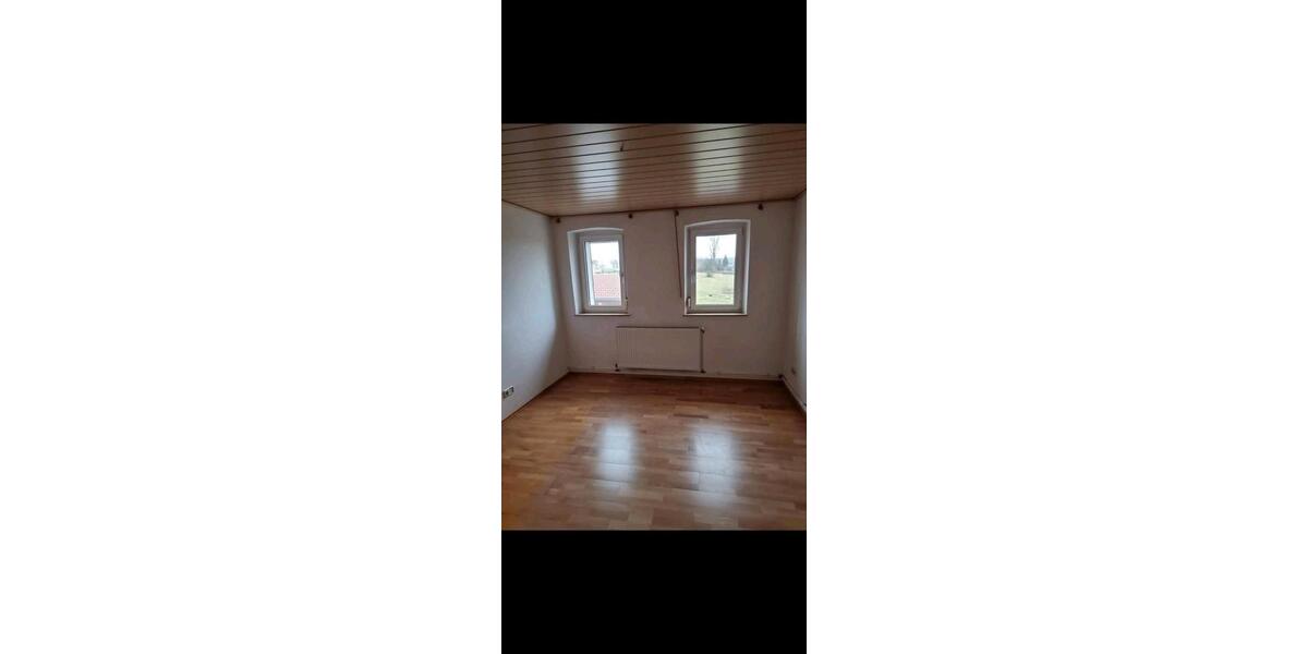 Doppelhaushälfte Schrozberg - 4 Zimmer, 84 m&sup2;, 700&euro; | Angebot:24645865