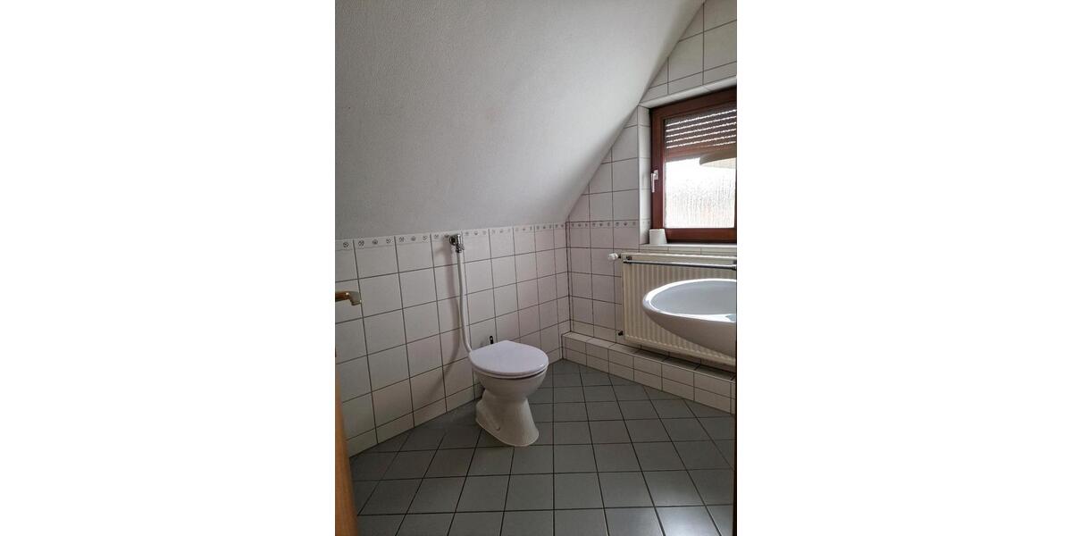 Dachgeschoßwohnung Stetten am kalten Markt - 3 Zimmer, 80 m&sup2;, 720&euro; | Angebot:26522061