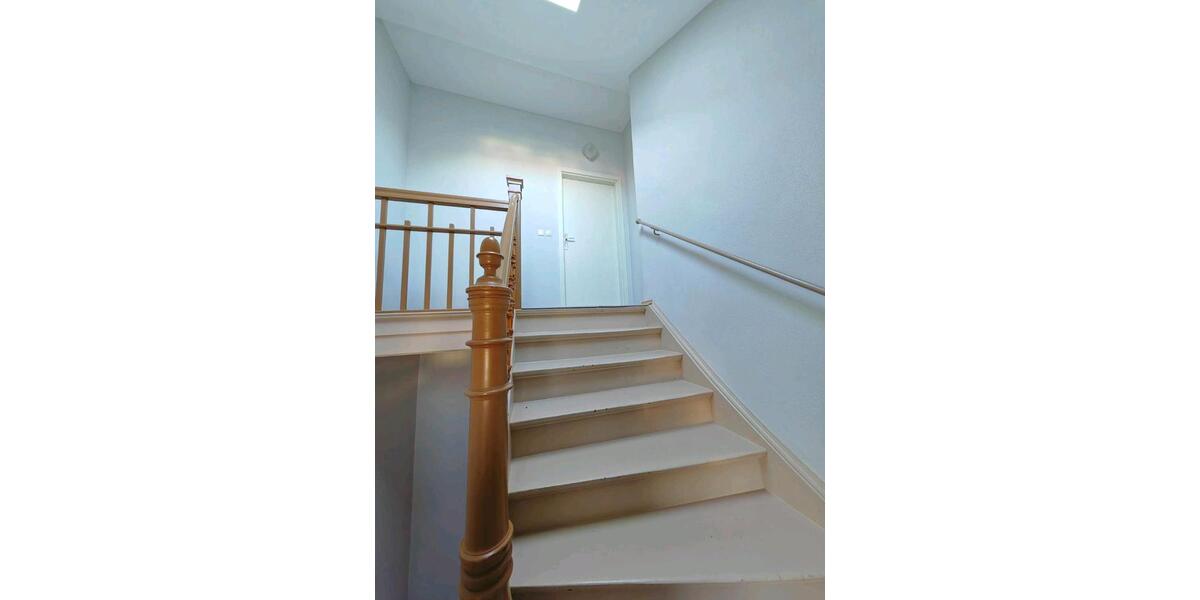 Dachgeschoßwohnung Leisnig - 3 Zimmer, 90 m&sup2;, 590&euro; | Angebot:26059832