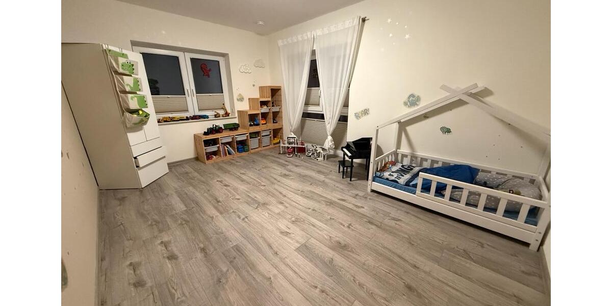 Etagenwohnung Werlte - 5 Zimmer, 140 m&sup2;, 1.300&euro; | Angebot:24732310