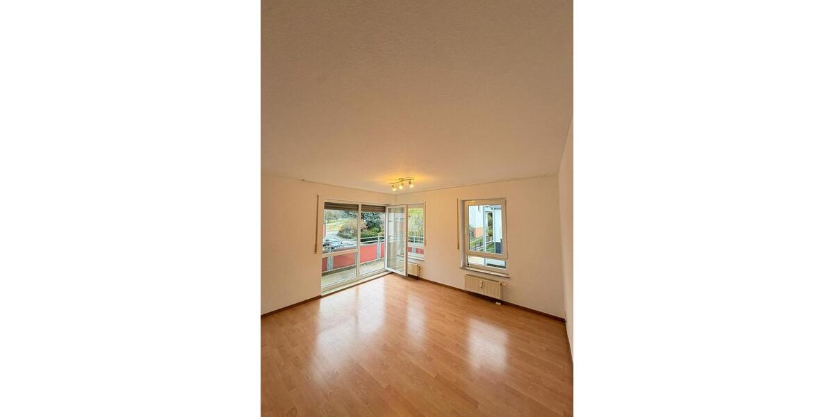 Etagenwohnung Pfullingen - 2 Zimmer, 61 m&sup2;, 870&euro; | Angebot:25752022